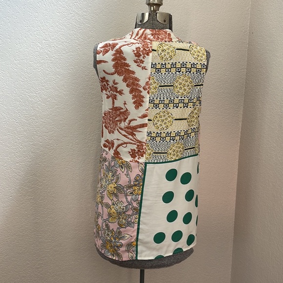 Size Small Anthropologie Sleeveless Patterned Top - Picture 3 of 4